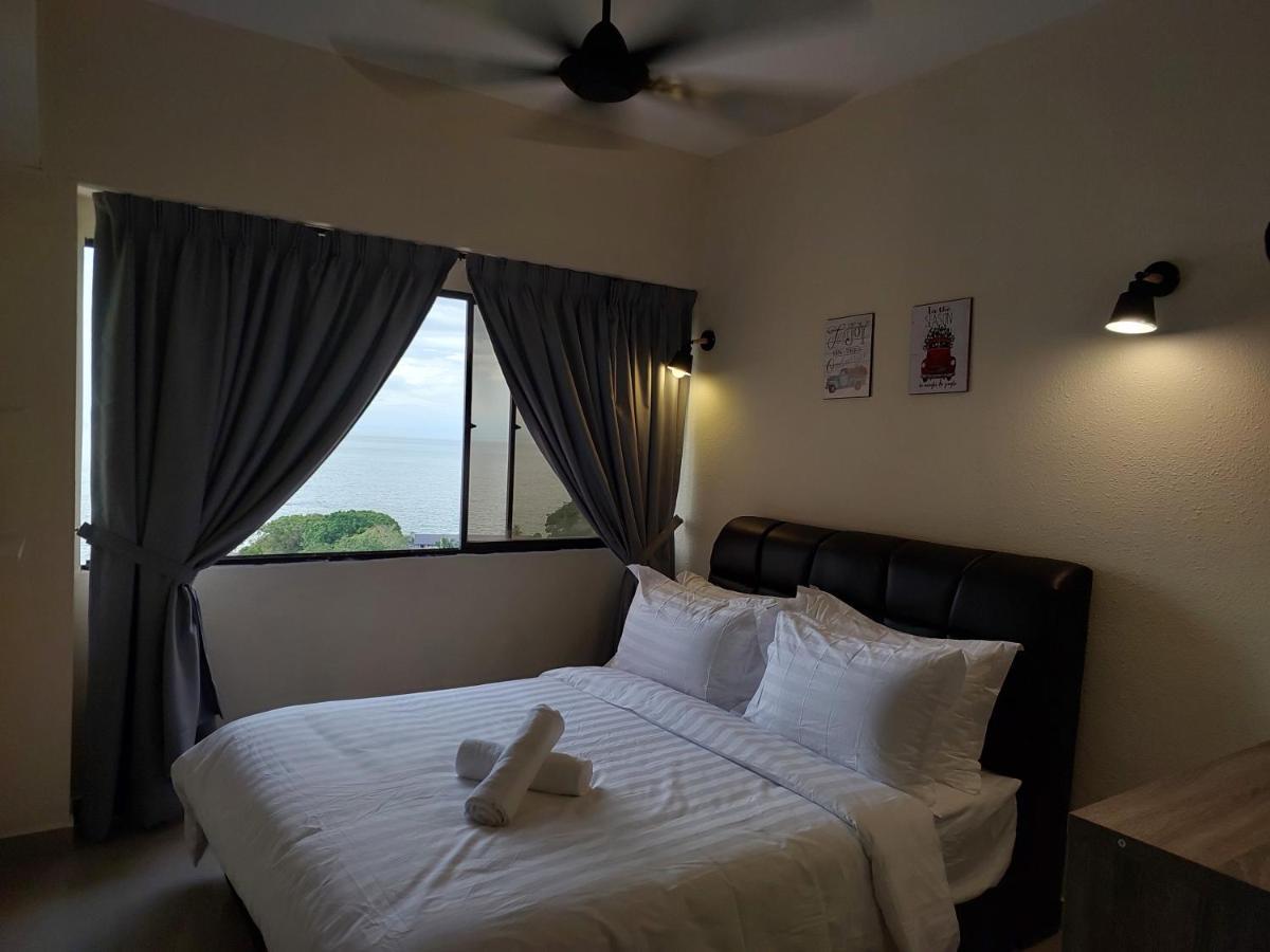Batu Ferringhi Luxury Seaview Suite - 3Br Exteriör bild